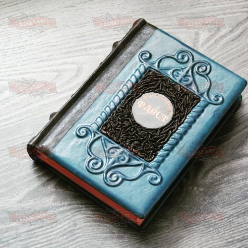 Книга подарочная в коже с рисунком и ручной росписью. Eznat art