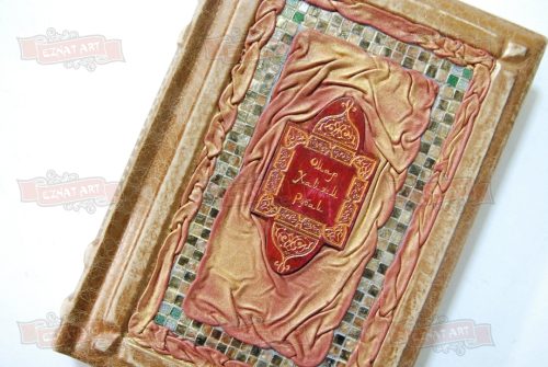 Книга афоризмов в кожаном переплете с мозаикой на лицевой стороне и золочением. Eznat art